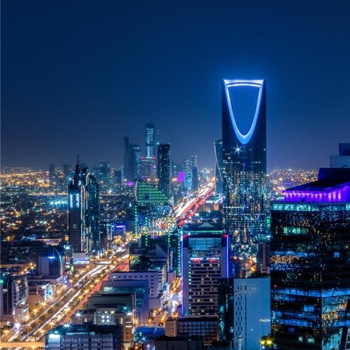 This publication highlights some of the significant efforts currently taking place in Saudi Arabia to support the digital transformation of industry, with a particular focus on industrial SMEs. Smaller businesses face multiple challenges in adopting and benefiting from the digital revolution. These include resource, technical know-how and technological readiness constraints. Given their importance in the economy, it is crucial to ensure they are not left behind. This publication features 3 case studies from Saudi Arabia featuring private-public cooperation in supporting industrial SMEs in ensuring a more resilient economy.&nbsp;