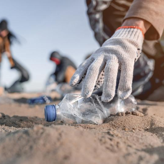 Indonesia has set a target to reduce plastic waste by 70% by 2025. To strengthen Indonesia’s commitment to reducing marine debris, a number of action plans and regulations on plastic pollution and waste reduction have been established including 1) The National Action Plan on Marine Debris 2018-2018, regulated by Presidential Regulation No 83/2018 on Marine Debris Waste Management, 2) The responsibility of producers for waste reduction, Ministry of Environment and Forestry Regulation No 75/2019 on Roadmap of Waste Reduction by Producers, and 3) Plastic waste management in the tourism sector, Regulation No 5/2020, regulated by the Ministry of Tourism and Creative Economy. This Roadmap is to support the acceleration, transition, and strengthening implementation of the Producer Responsibility Regulation (Ministry of Environment and Forestry Regulation No 75/2019). Transitional policies are needed to maximize the acceptance of alternatives to single-use plastics, increase awareness of environmental impacts and the importance of such actions among stakeholders, and to promote SUP alternatives in the market.