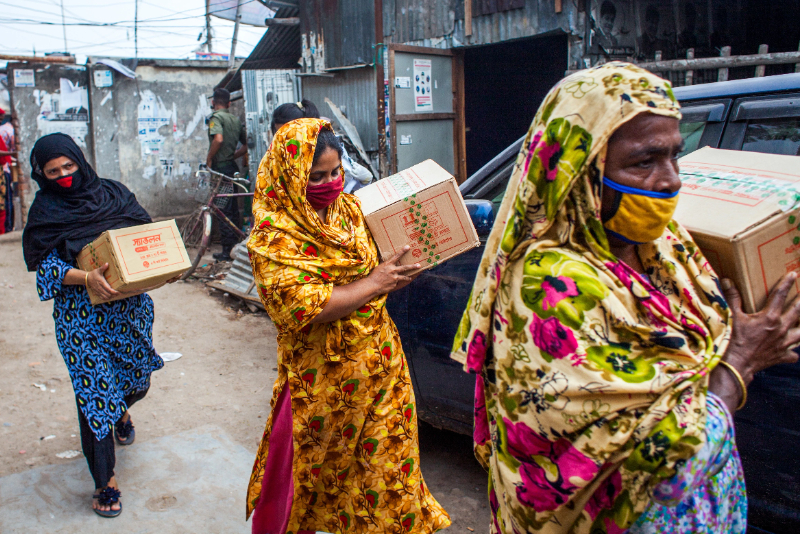 Digital financial services offer a gateway to financial inclusion, but women face barriers to accessing and using them. Digitising payment of public sector wages and social protection benefits has prompted millions of previously unbanked women to open accounts in recent years, a trend that accelerated during the COVID-19 crisis with the digital payment of emergency relief and private sector wages. This article shows case studies of how barriers on financial inclusion were removed, especially for women, in Bangladesh and Colombia.