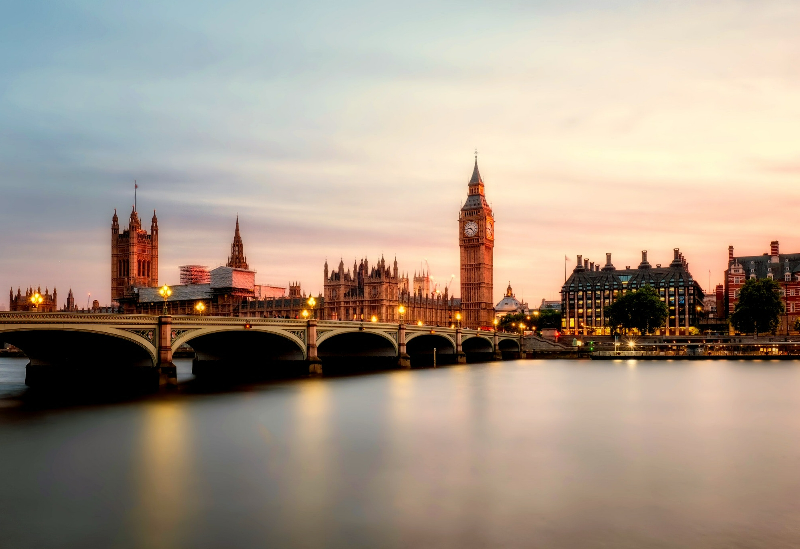 London II Hub