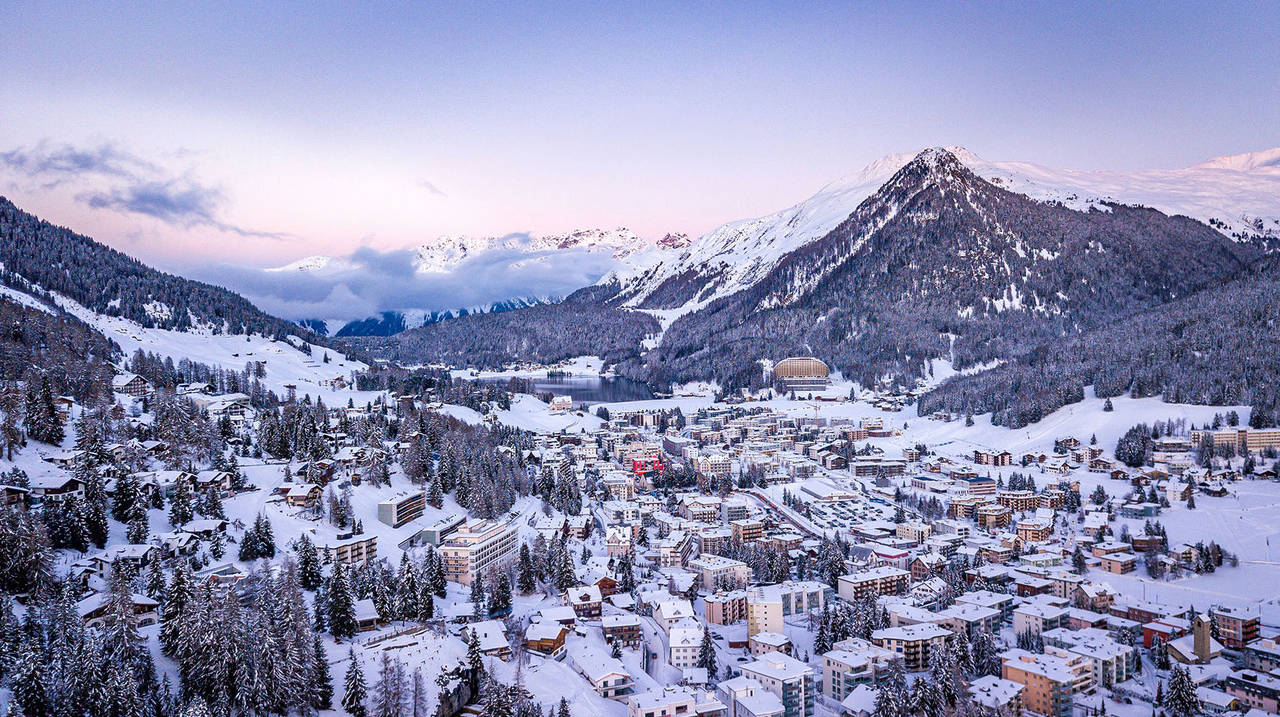 Davos Hub