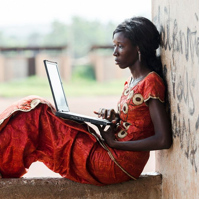 DevelopHer - Empowering Women in Asia through Mobile and Mentoring
